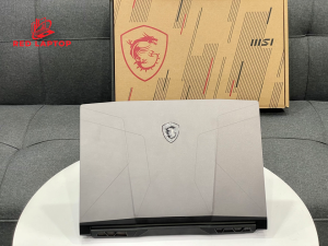 Red Laptop.MSI Pulse GL66.jpg 1