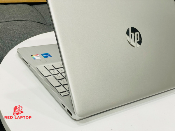 RedLaptop Hp 15 DY2093DX i5 1135G7.jpg