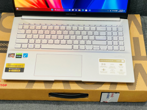 Laptop Asus Vivobook Pro 15 OLED M6500QC-MA005W Ryzen 7-5800H/ 16GB/ 512GB/ RTX 3050 4GB/ 15.6inch 2.8K OLED 120HZ/ Win 11/ Bạc 6 Red laptop Asus Vivobook Pro 15 OLED M6500QC.jpg