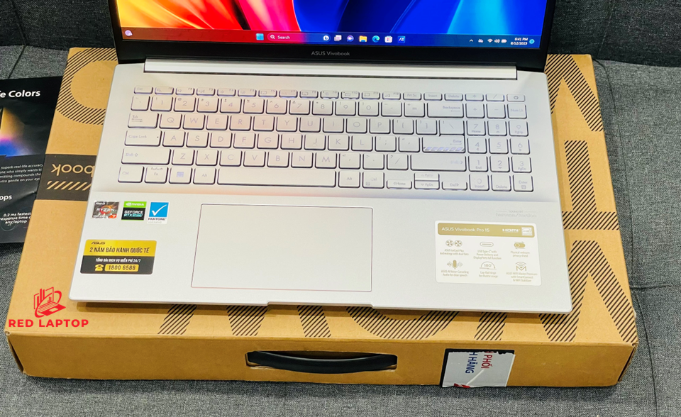 Red laptop-Asus Vivobook Pro 15 OLED M6500QC.jpg Red laptop Asus Vivobook Pro 15 OLED M6500QC.jpg
