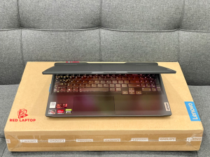 Red laptop Lenovo IdeaPad Gaming 3 15ARH7.jpg
