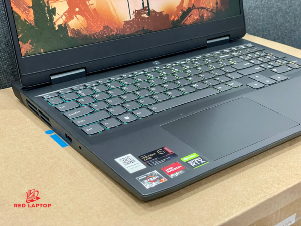 Red laptop Lenovo IdeaPad Gaming 3 15ARH7.jpg