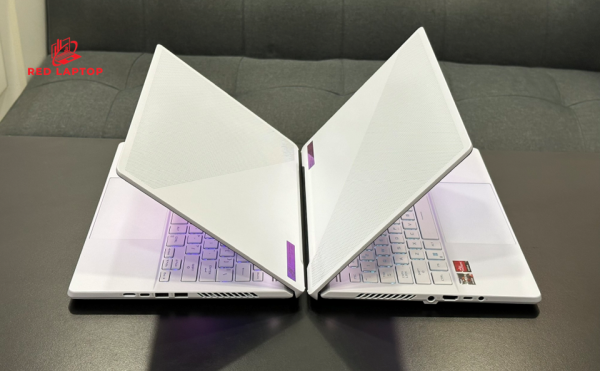Red laptop ASUS ROG Zephyrus G14 2022 GA402RJ R9 6900HS.jpg