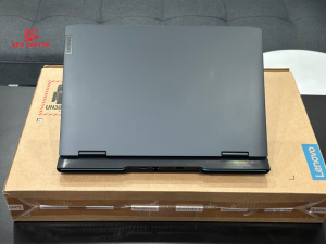 Red Laptop.Lenovo Ideapad Gaming 3 15ARH7 2023 R5 7535HS.jpg