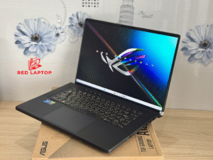 Red laptop Asus ROG Zephyrus M16 2022 i7 12700H.jpg