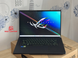Red laptop Asus ROG Zephyrus M16 2022 i7 12700H.jpg