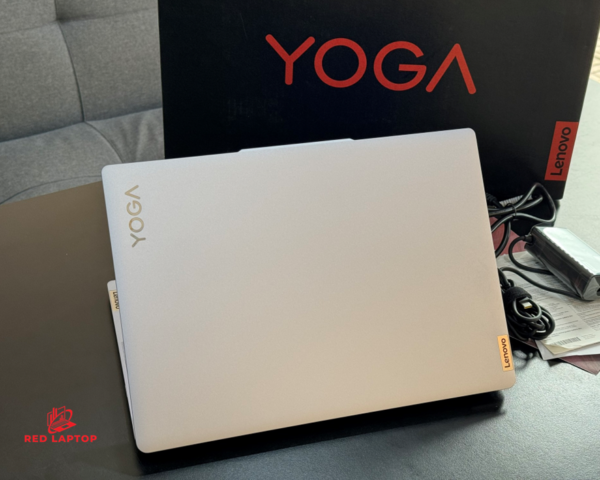 Red laptop Lenovo Yoga Slim 6 14IRH8 i7 13700H.jpg