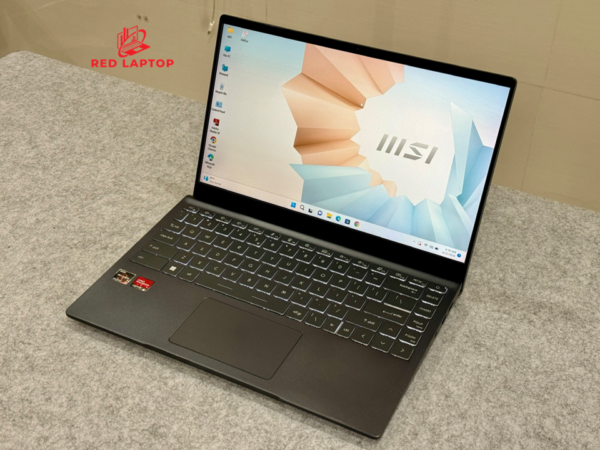 Red laptop MSI Modern 14 Ryzen 5 5500U.jpg