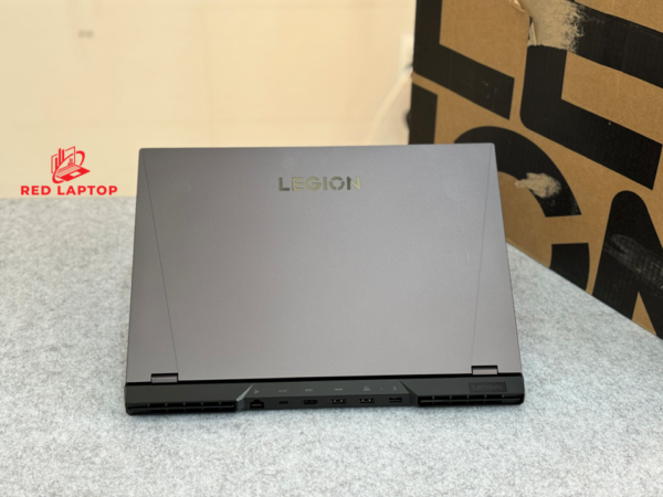 Red Laptop Laptop Lenovo Legion 5 Pro 16IAH7.jpg