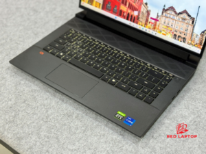 Red Laptop.Dell G16 7620 i7 12700H.jpg