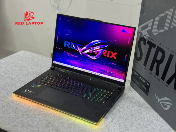 Red laptop Laptop Asus Rog Strix SCAR 18 G834JYR R6011W.jpg