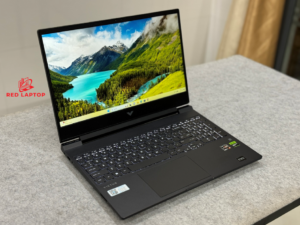 Red Laptop.HP VICTUS 15 fb1022AX RYZEN 5 7535HS.jpg