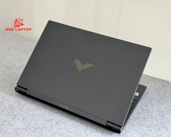 Red laptop HP VICTUS 15 fa0115TX 7C0X1PA.jpg