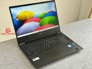 Red laptop.HP VICTUS 15 fa0115TX.jpg