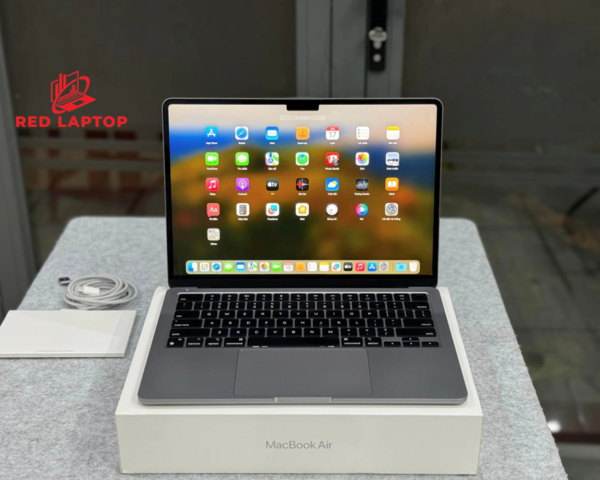 Red laptop MacBook Air 13 inch M2 8GB 256GB.jpg