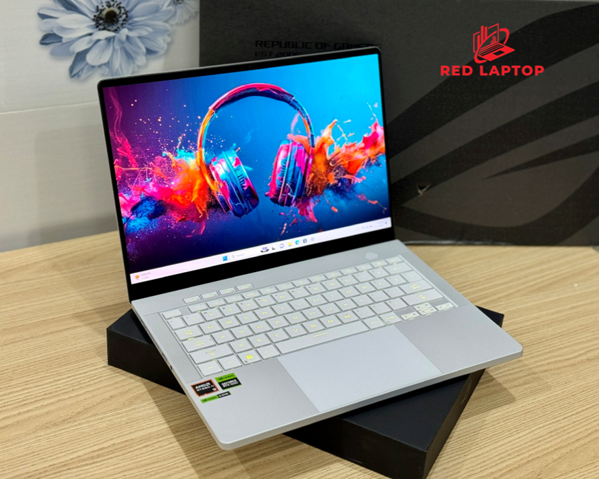 Red laptop-ASUS ROG Zephyrus G14 2024.jpg Red laptop ASUS ROG Zephyrus G14 2024.jpg