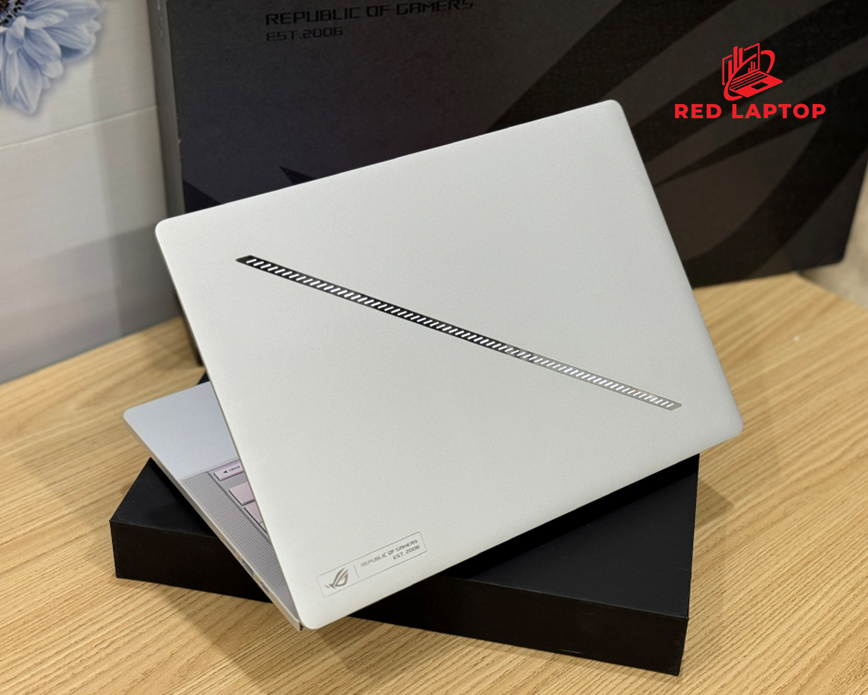 Laptop ASUS ROG Zephyrus G14 2024 R9 8945HS/ 16GB/ 1TB/ RTX 4050 6GB/ 14in 3K OLED 120Hz/ Win 11/ TRẮNG & XÁM 9 Red laptop ASUS ROG Zephyrus G14 2024 R9 8945HS.jpg