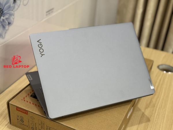 Red laptop.Lenovo Yoga Slim 7 14IMH9 Ultra 7 155H.jpg