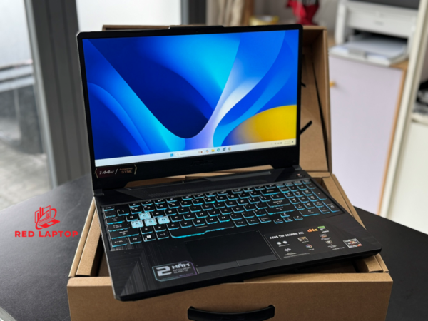 Red laptop Asus TUF Gaming A15 FA506NC HN017W.jpg