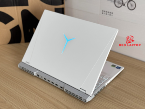 Red laptop Lenovo Legion 5 Pro 2021 Core i7 11800H.jpg