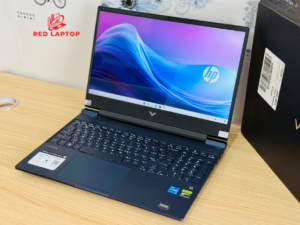 Red laptop HP Victus 15 FA1093DX 2023