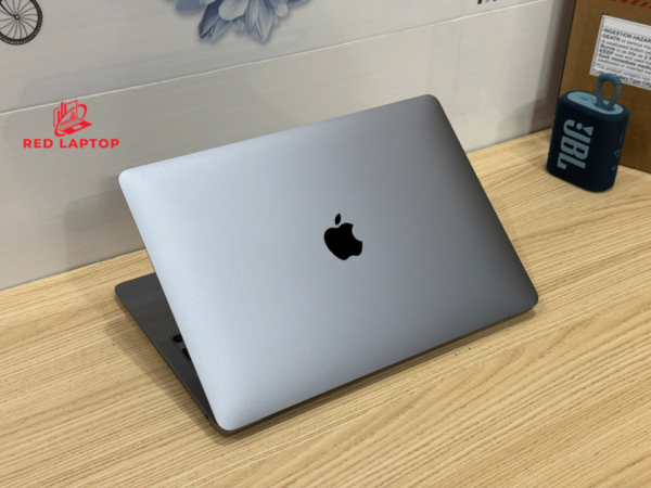Red laptop Macbook Air M1 13in 2020 GRAY