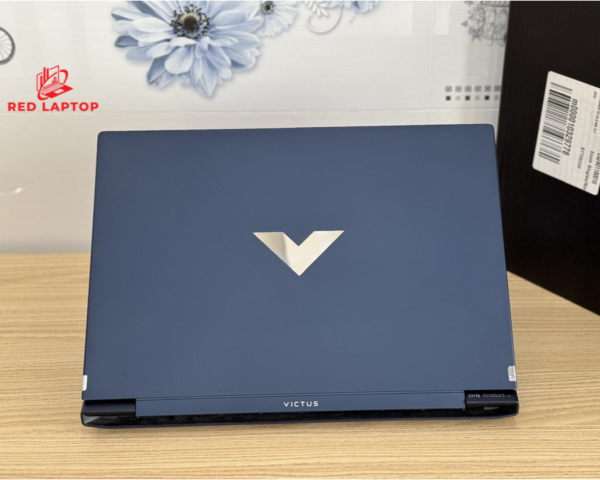 Red laptop laptop HP Victus 15 FA1093DX 2023