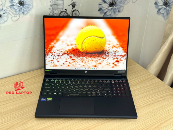 Red laptop Acer Predator Helios Neo 16 PHN16 72 2024.jpg