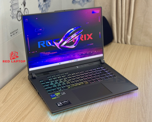 Red laptop Asus Gaming ROG Strix G16 G614JU N4132W.jpg 1