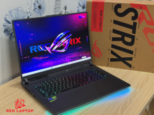 Red laptop Asus ROG Strix G18 G814JI i9 13980HX.jpg