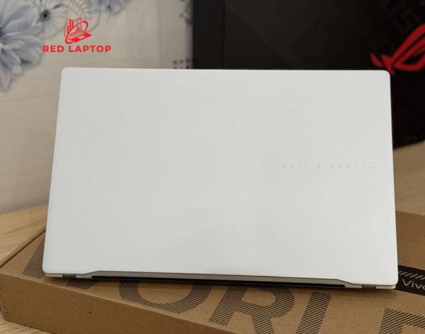 Red laptop.Asus Vivobook OLED S15 S5507QA MA089WS.jpg