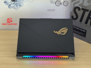 Red laptop Asus ROG Strix SCAR 16 G634JZ N4029W 2023.jpg