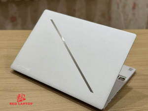 Red laptop. Asus ROG Zephyrus G16 GA605WV Ryzen AI 9 HX 370